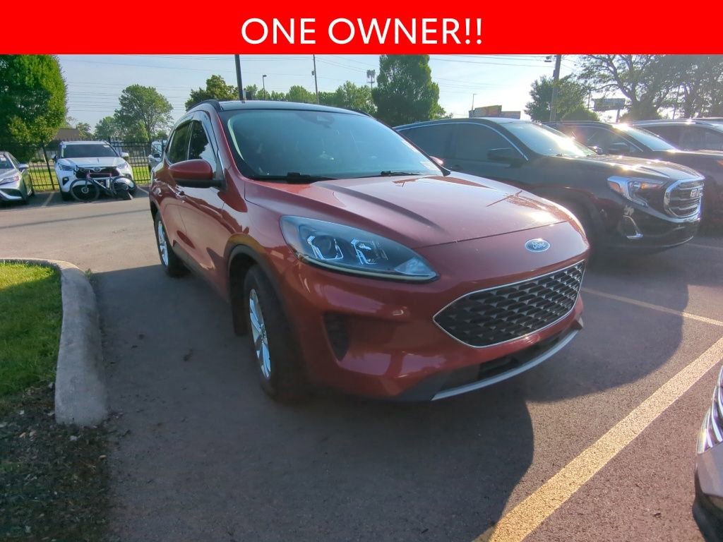 Used 2020 Ford Escape SE FWD image 3