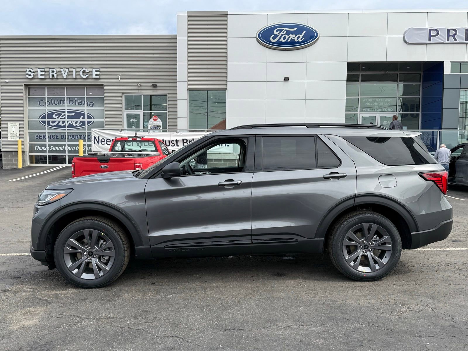 New 2026 Ford Explorer Active image 3