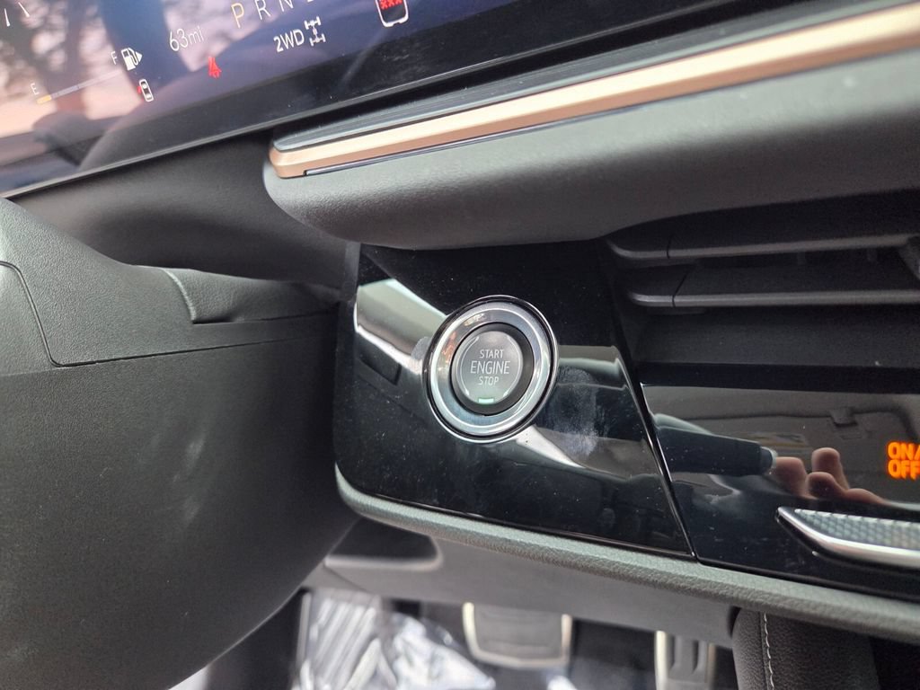 Used 2024 Buick Envision Sport Touring AWD/4WD image 28