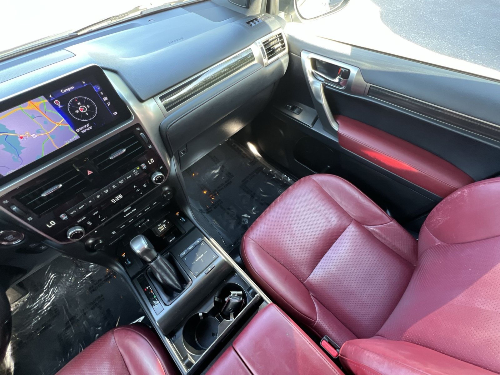 Used 2022 Lexus GX 460 Luxury w/ Sport Design Package AWD/4WD image 14