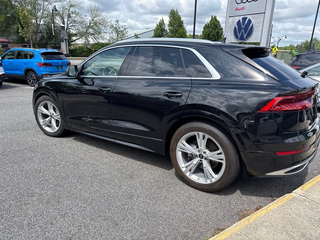 Used 2023 Audi Q8 Prestige w/ Prestige Package AWD/4WD image 10
