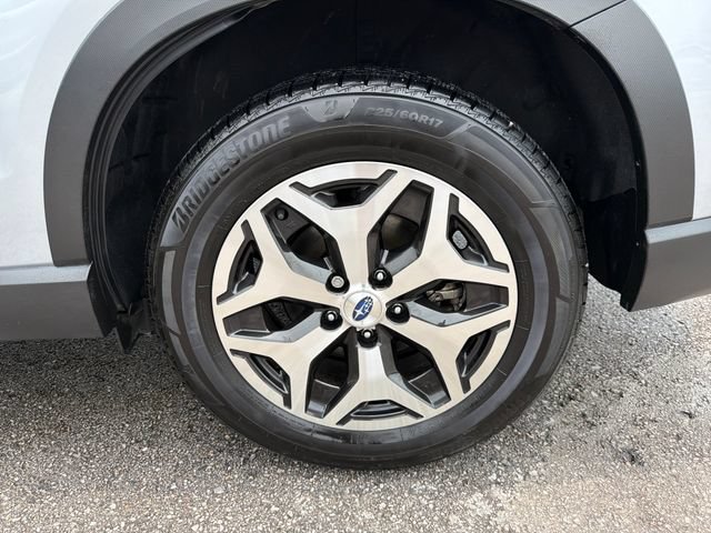 Used 2021 Subaru Forester Premium AWD/4WD image 31