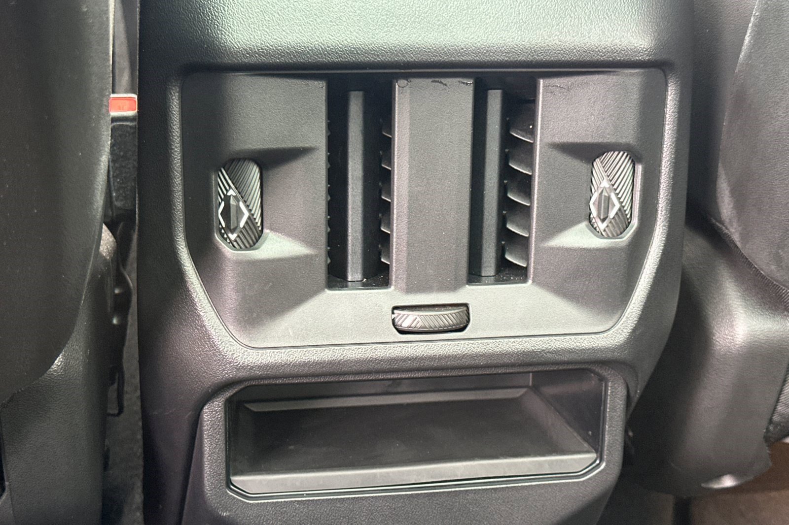 Used 2025 BMW X3 xDrive30i w/ Premium Package image 16