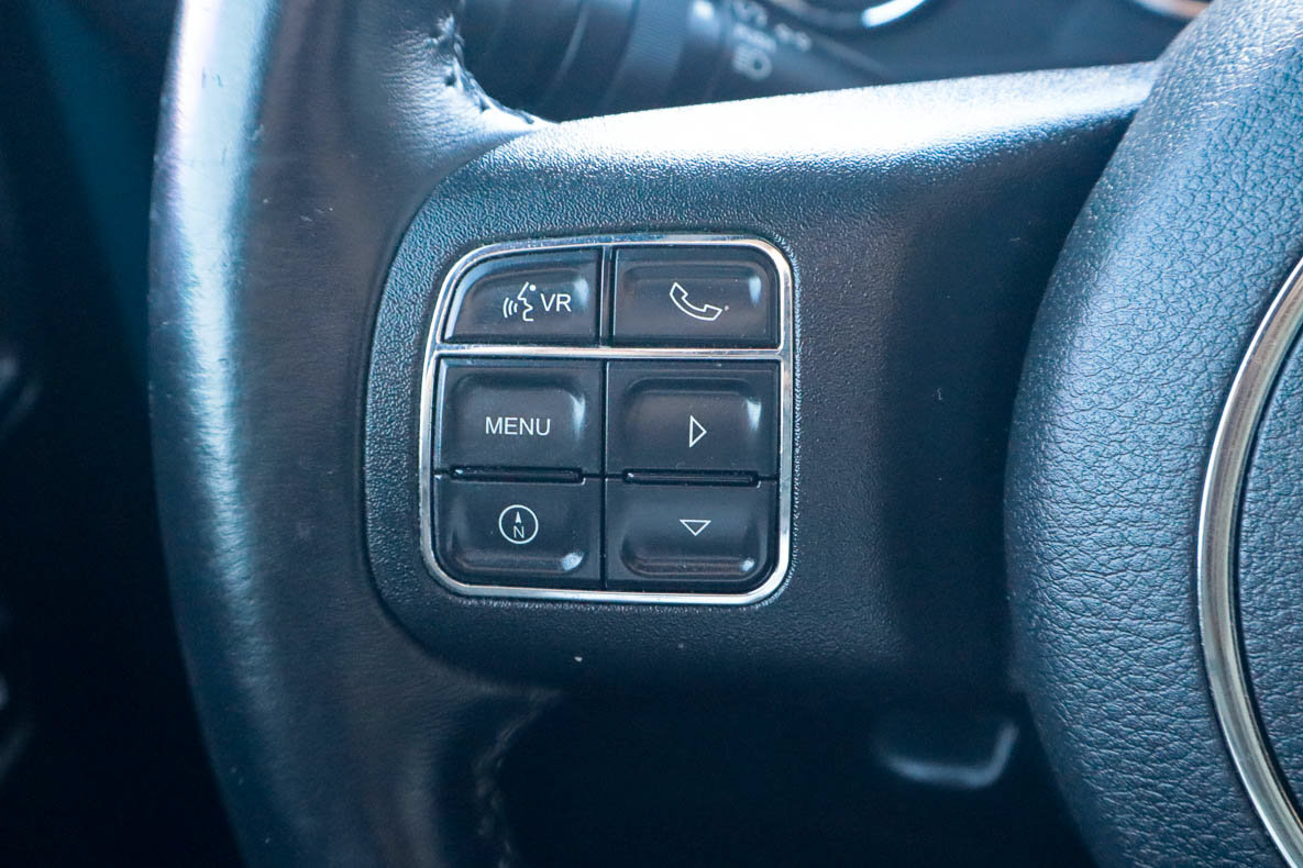 Used 2017 Jeep Wrangler Unlimited Rubicon w/ Connectivity Group AWD/4WD image 26