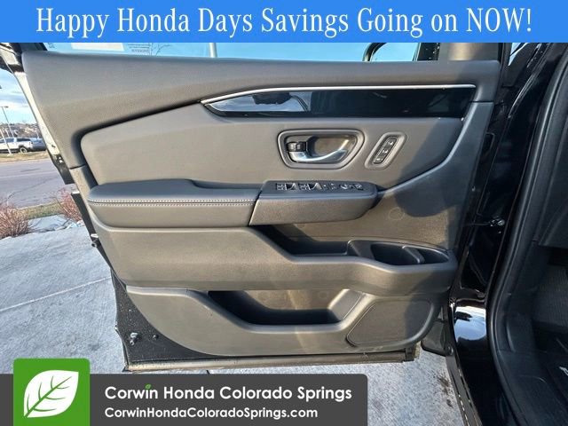 New 2025 Honda Pilot Touring image 23