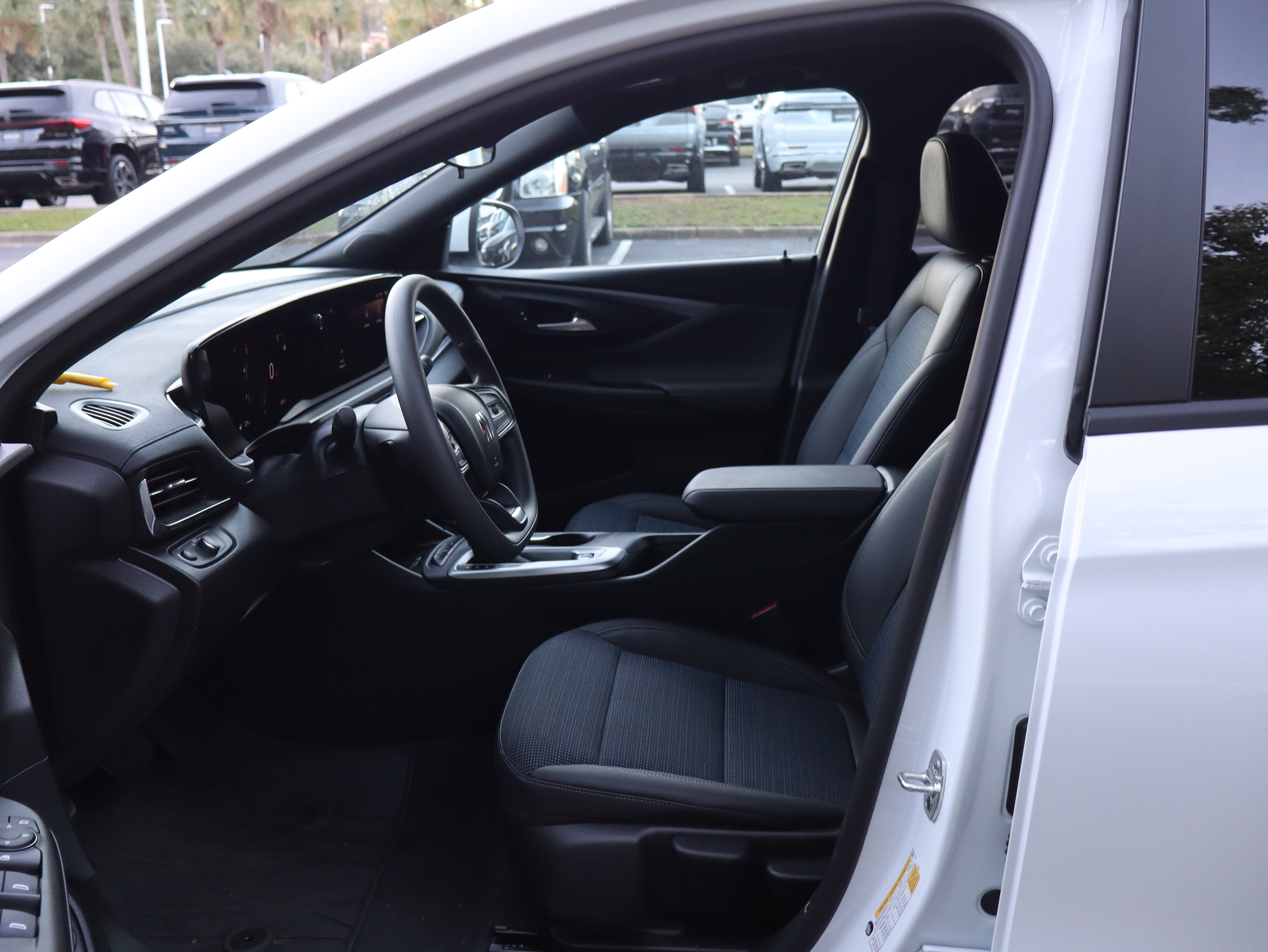 Used 2026 Buick Envista Preferred w/ Convenience II Package FWD image 19
