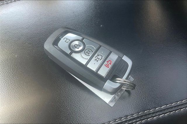 Certified 2021 Ford Explorer XLT w/ Equipment Group 202A image 11