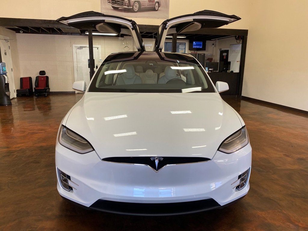 Used 2018 Tesla Model X AWD/4WD image 21