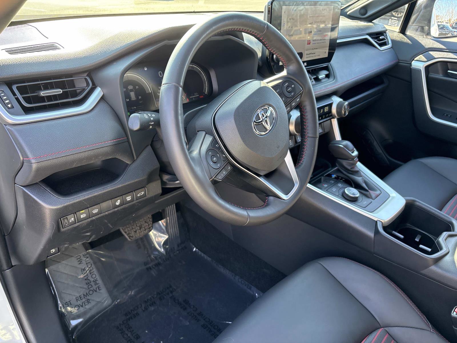 Used 2023 Toyota RAV4 XSE w/ Weather Package image 17