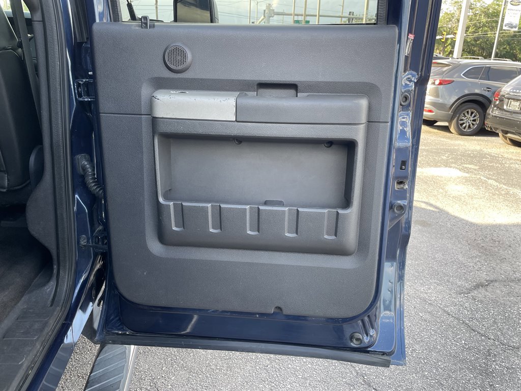 Used 2015 Ford F250 Lariat w/ Lariat Ultimate Package image 43