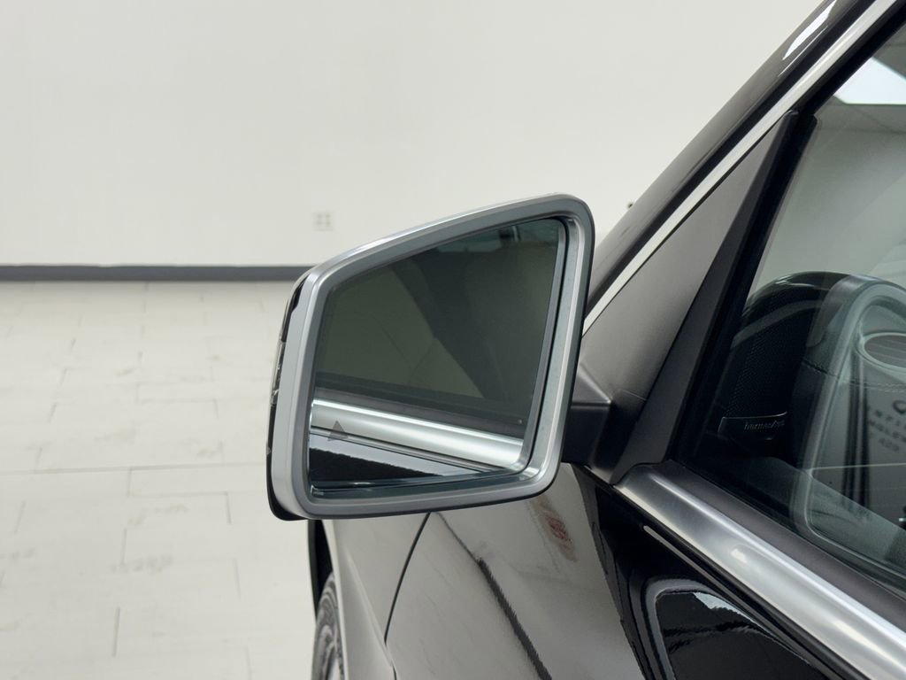 Used 2019 Mercedes-Benz GLS 450 4MATIC image 38