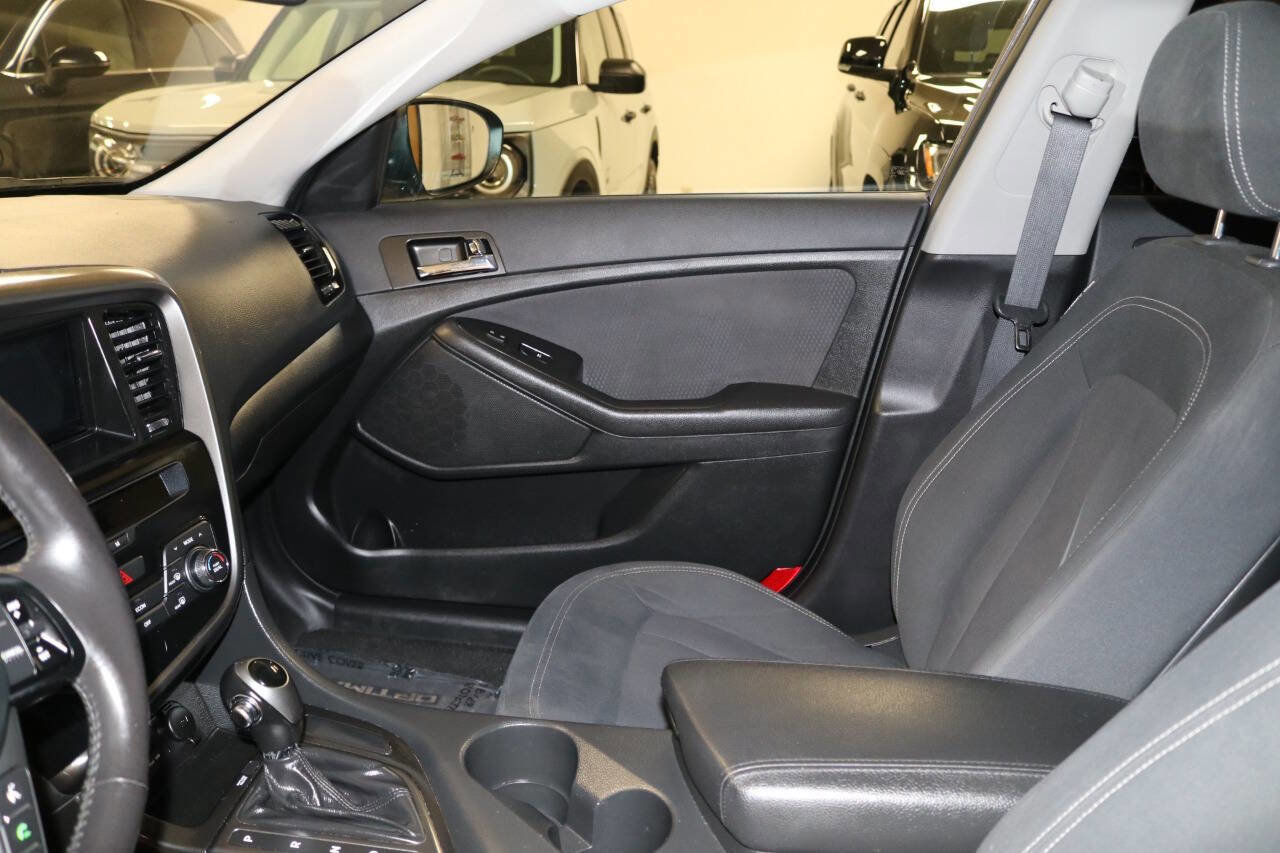 Used 2012 Kia Optima Hybrid FWD image 69