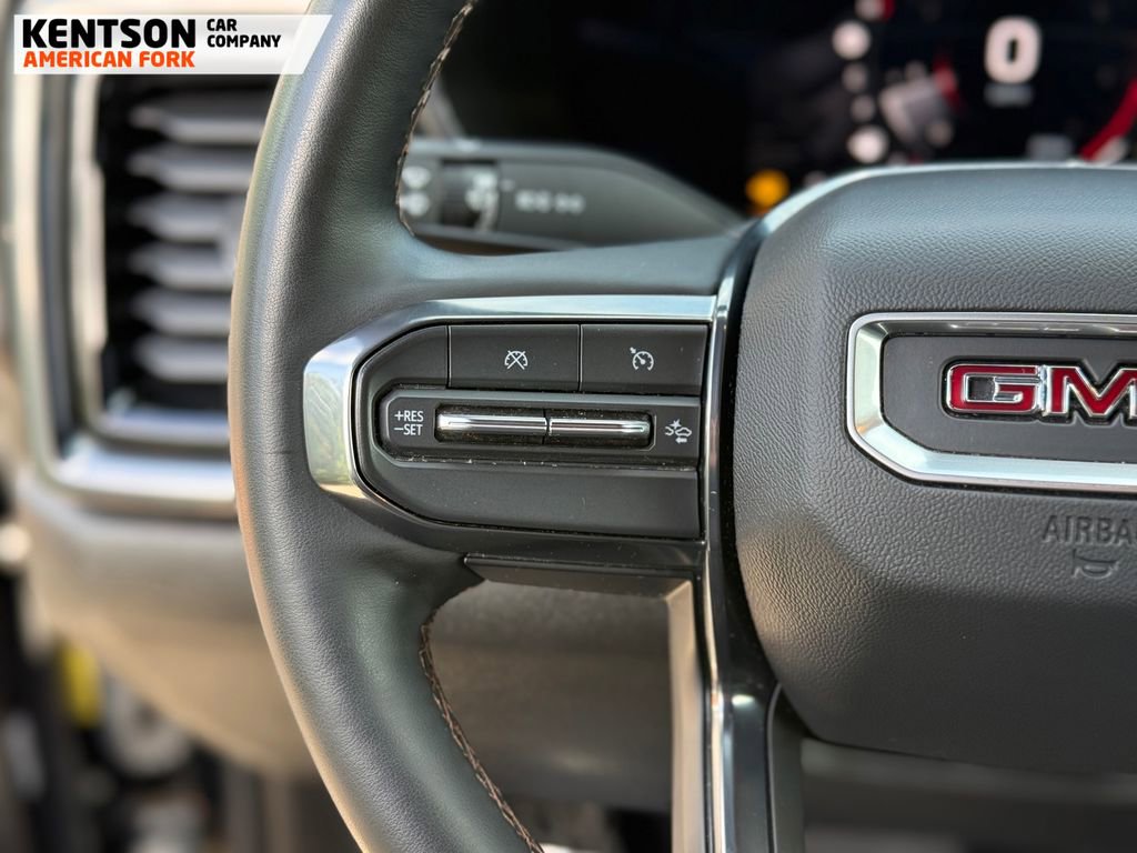 Used 2023 GMC Canyon AT4 w/ AT4 Premium Package AWD/4WD image 16