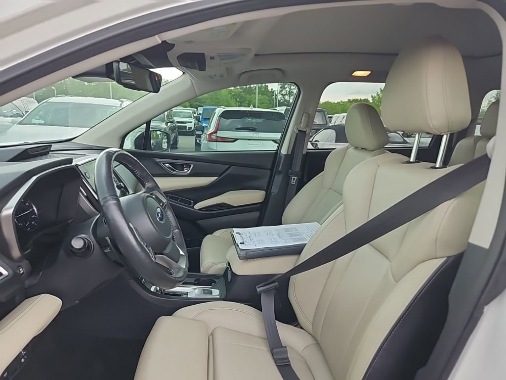 Used 2023 Subaru Ascent Limited w/ Technology Package AWD/4WD image 16