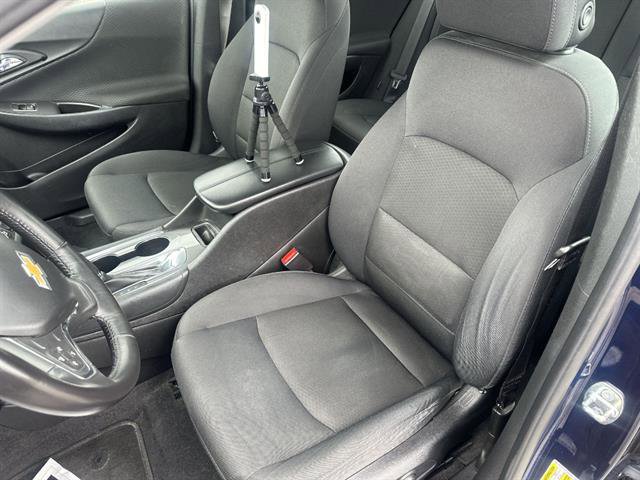 Used 2016 Chevrolet Malibu LT FWD image 35