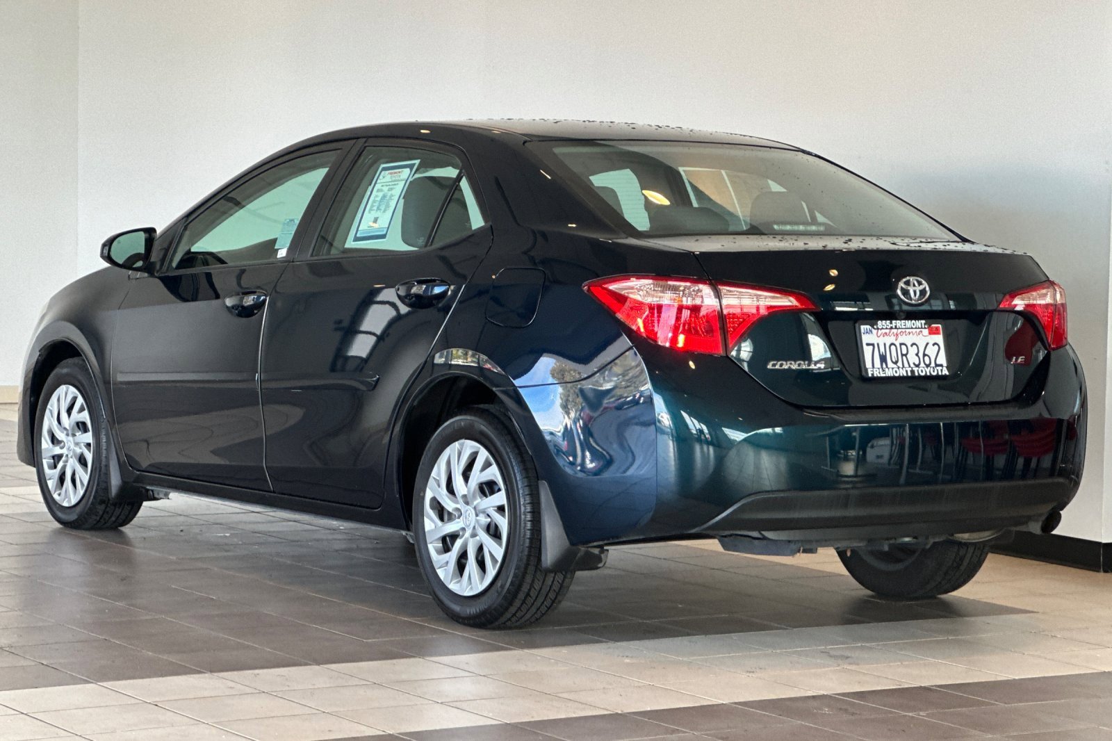 Certified 2017 Toyota Corolla LE image 6