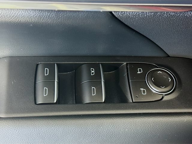 Used 2026 GMC Terrain Denali AWD/4WD image 18