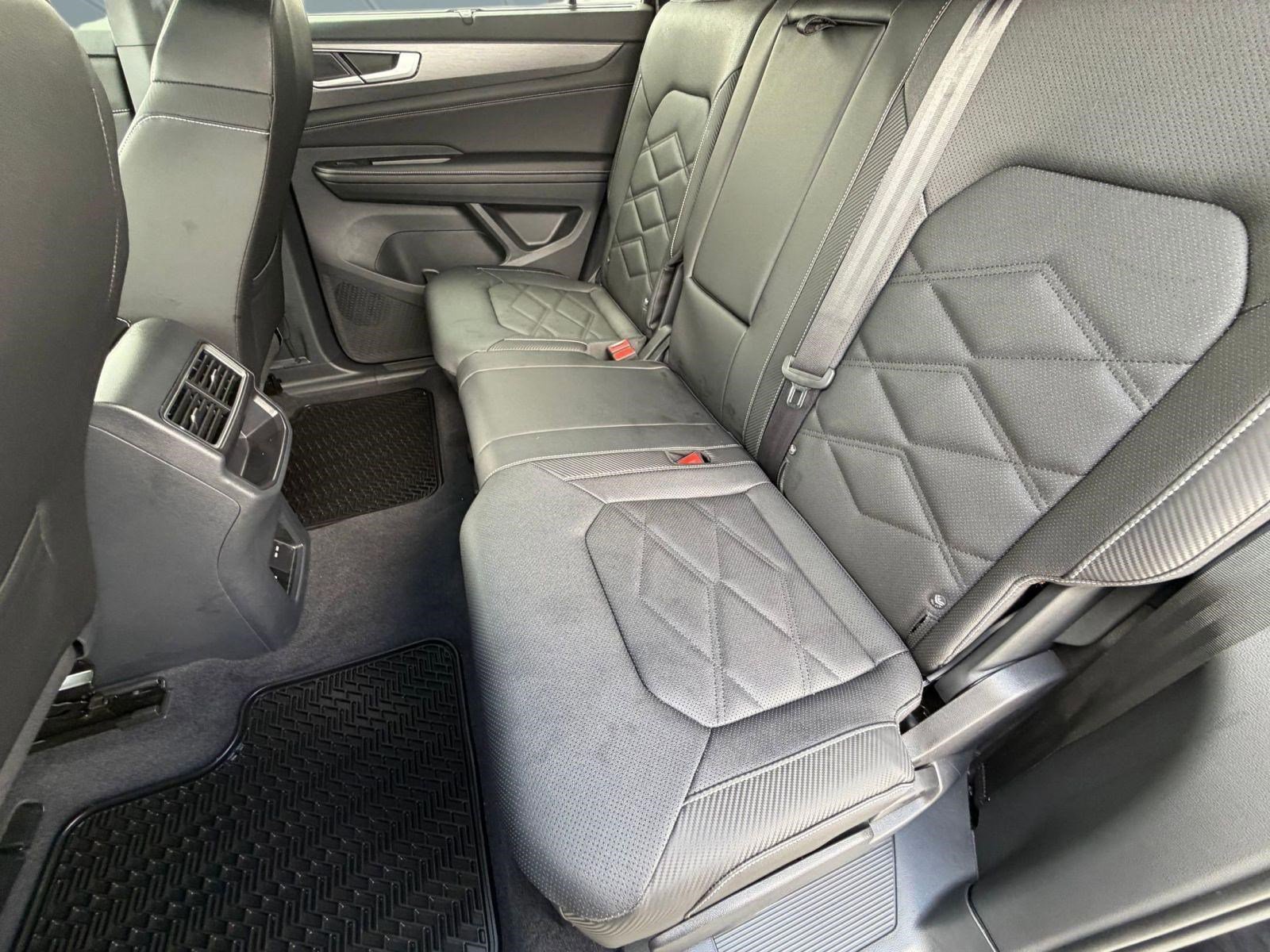 Certified 2026 Volkswagen Atlas Cross Sport SE FWD image 13