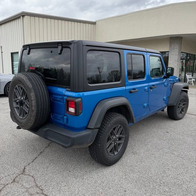 Used 2024 Jeep Wrangler Unlimited Sport AWD/4WD image 3