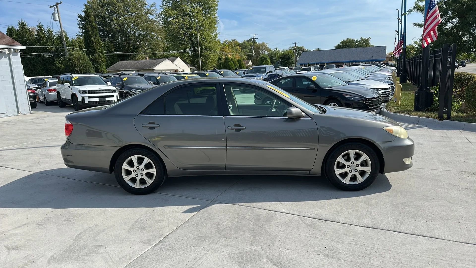 Used 2005 Toyota Camry LE image 4