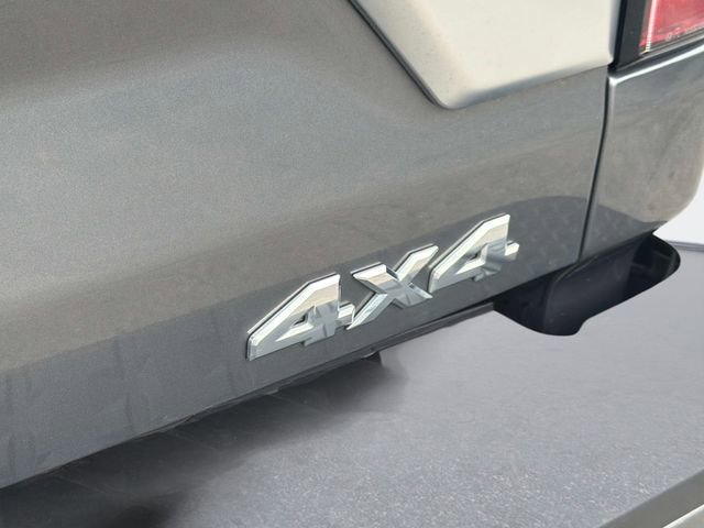 Used 2023 Nissan Titan Platinum Reserve w/ Moonroof Package image 11