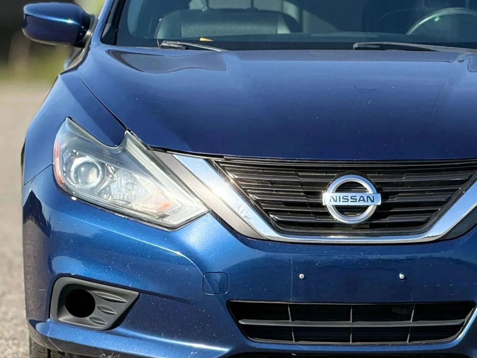 Used 2016 Nissan Altima 2.5 SR FWD image 11
