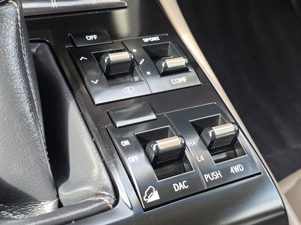 Certified 2020 Lexus GX 460 Luxury w/ Accessory Package image 29