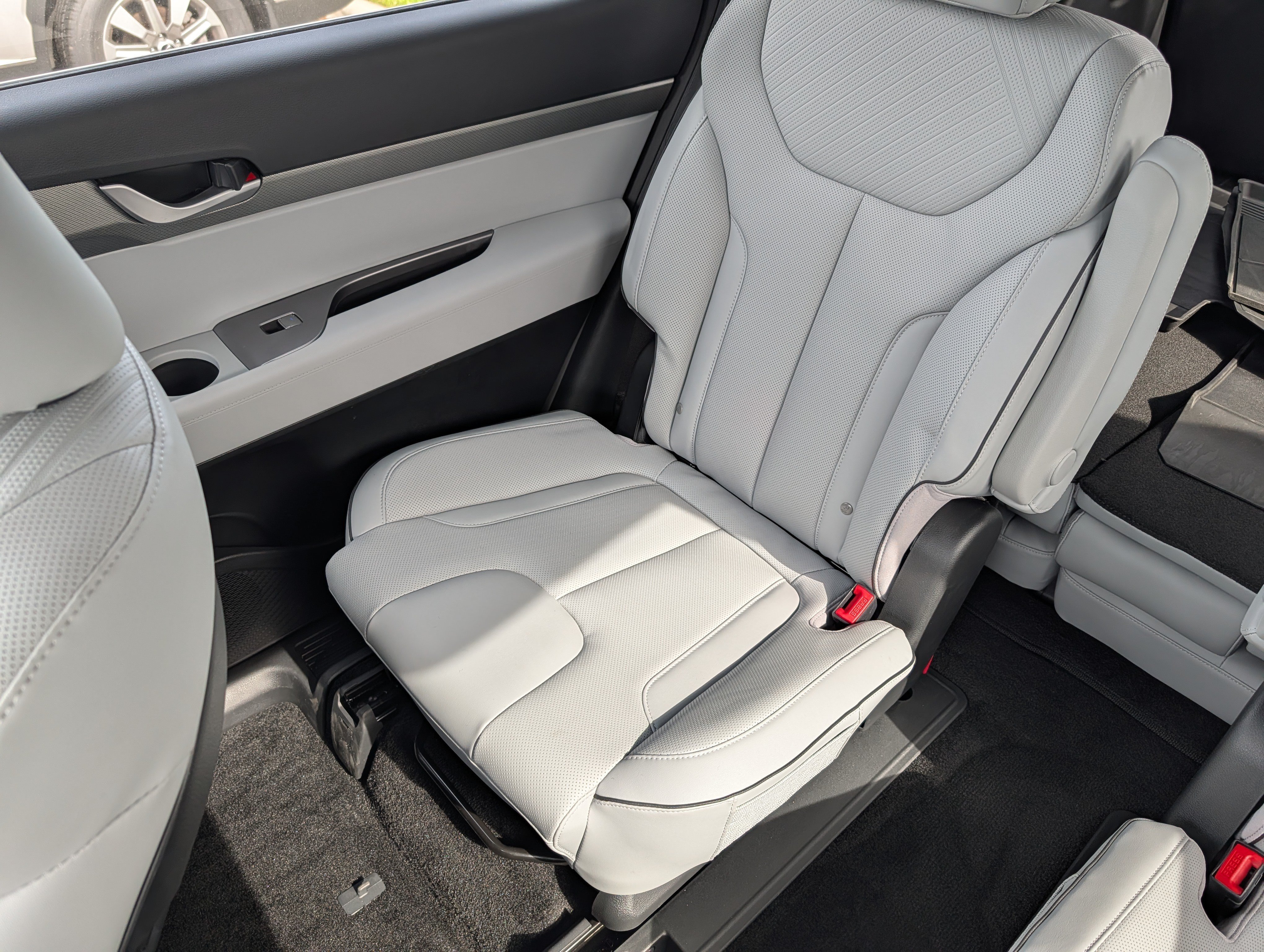 Certified 2025 Hyundai Palisade SEL AWD/4WD image 12