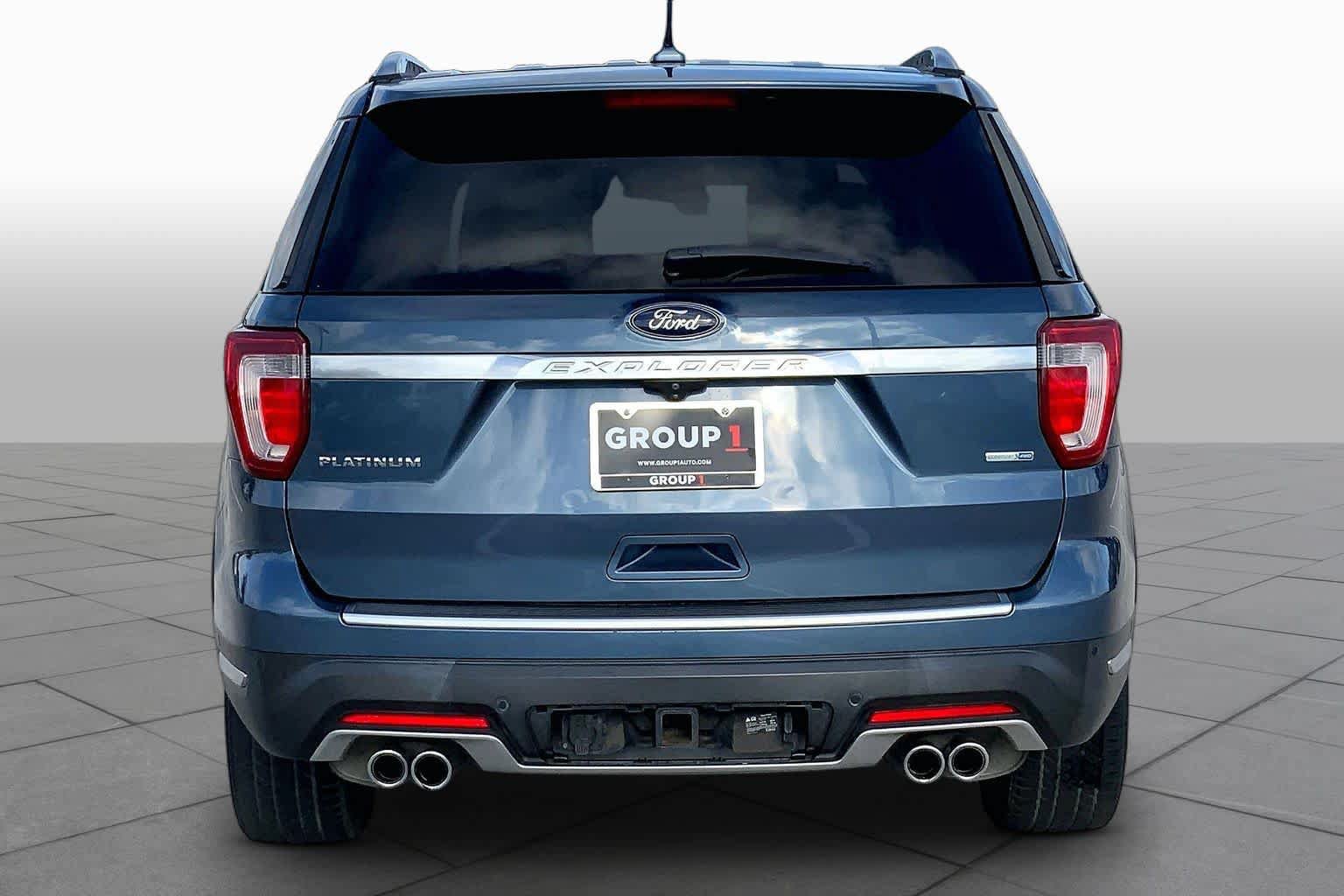 Used 2019 Ford Explorer Platinum AWD/4WD image 5