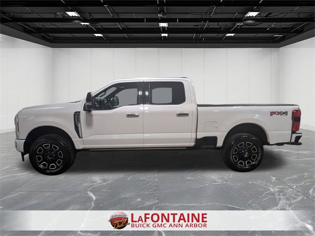 Used 2023 Ford F250 Platinum w/ FX4 Off-Road Package image 2