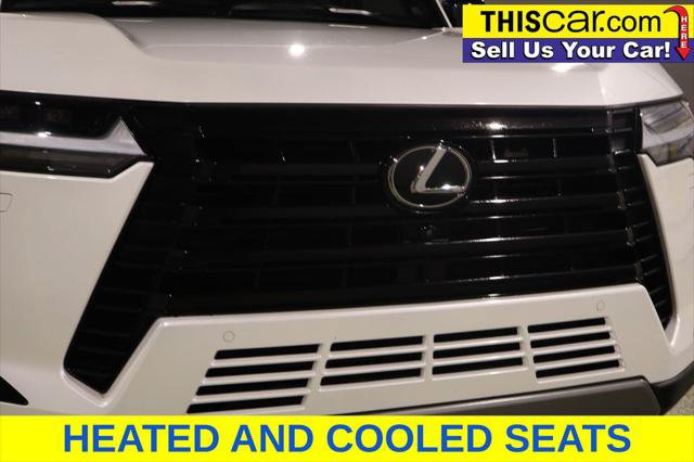 Used 2025 Lexus GX 550 AWD/4WD image 14
