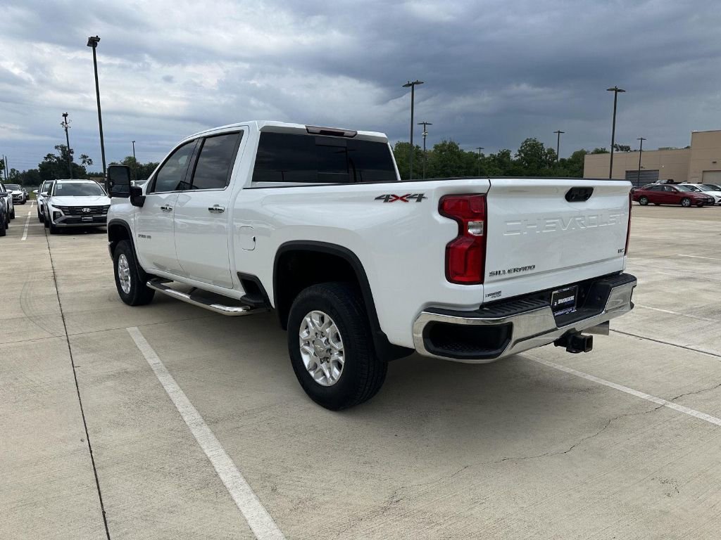 Used 2020 Chevrolet Silverado 2500 LTZ w/ LTZ Convenience Package image 7