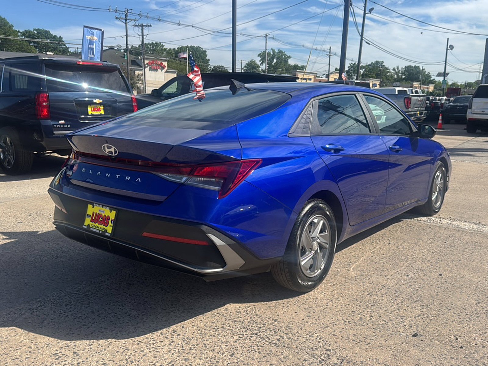 Used 2025 Hyundai Elantra SE FWD image 5