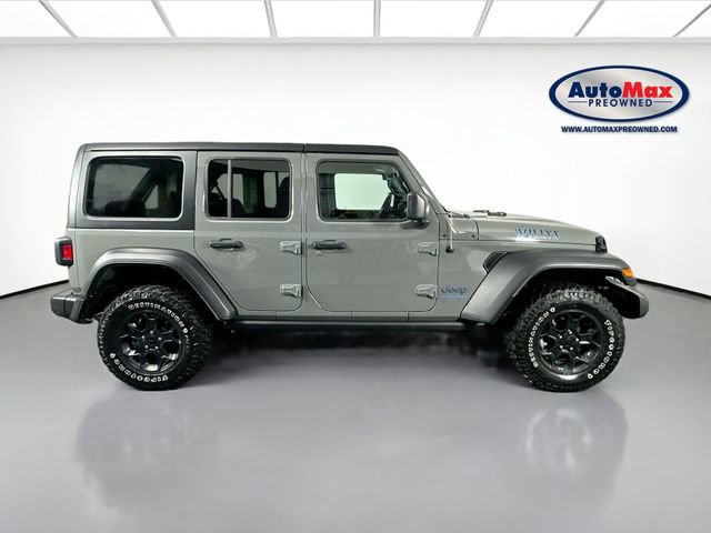 Used 2023 Jeep Wrangler Unlimited w/ Cold Weather Group AWD/4WD image 9