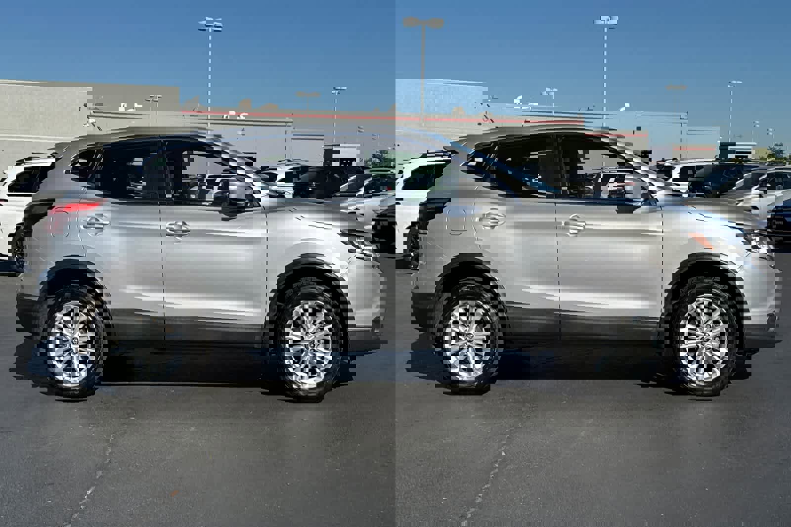 Used 2019 Nissan Rogue Sport S w/ Appearance Package image 6