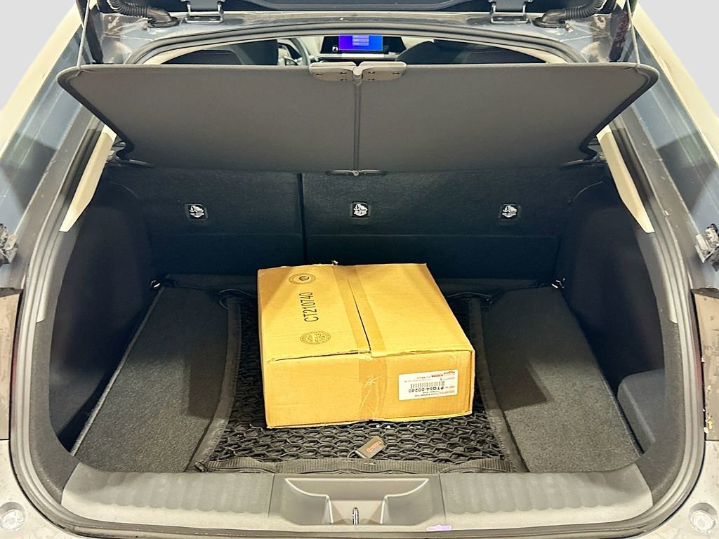 New 2026 Toyota Prius Plug-In Hybrid FWD image 21