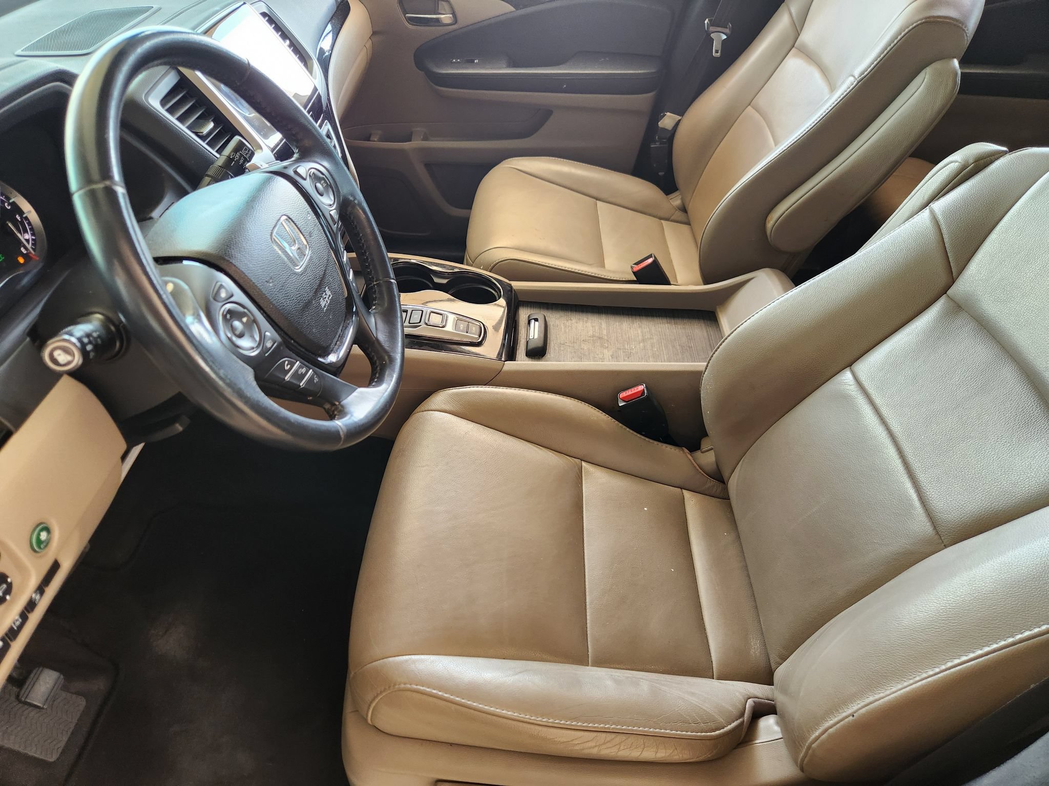 Used 2017 Honda Pilot Touring image 13
