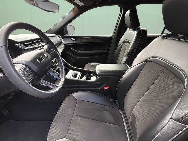 Certified 2023 Jeep Grand Cherokee Altitude AWD/4WD image 11