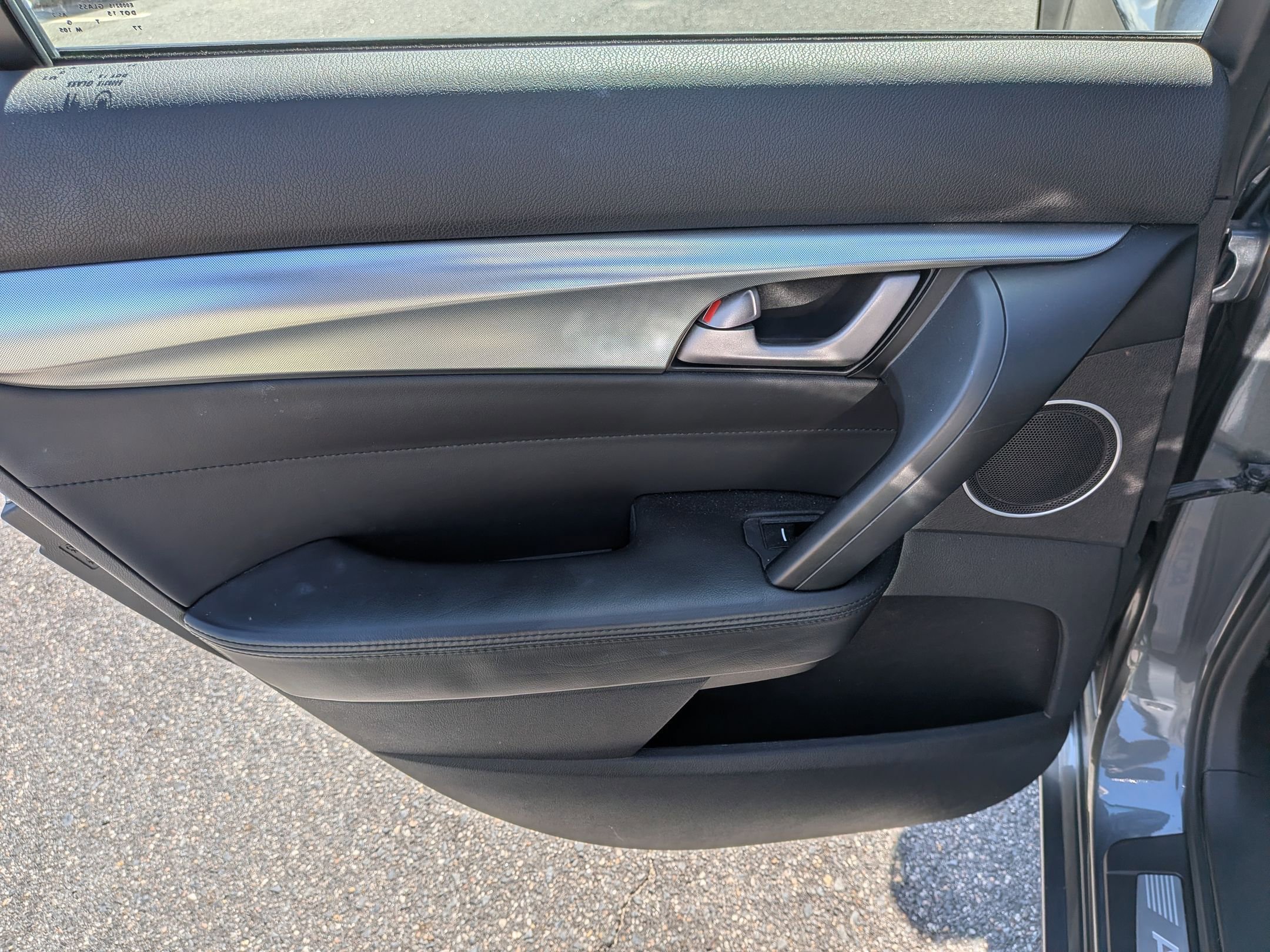 Used 2011 Acura TL w/ Technology Package FWD image 28