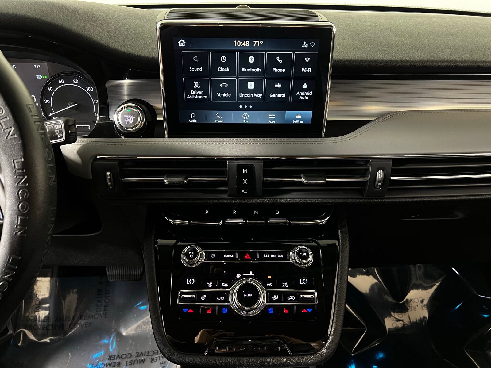 Used 2020 Lincoln Corsair AWD w/ Equipment Group 101A image 18
