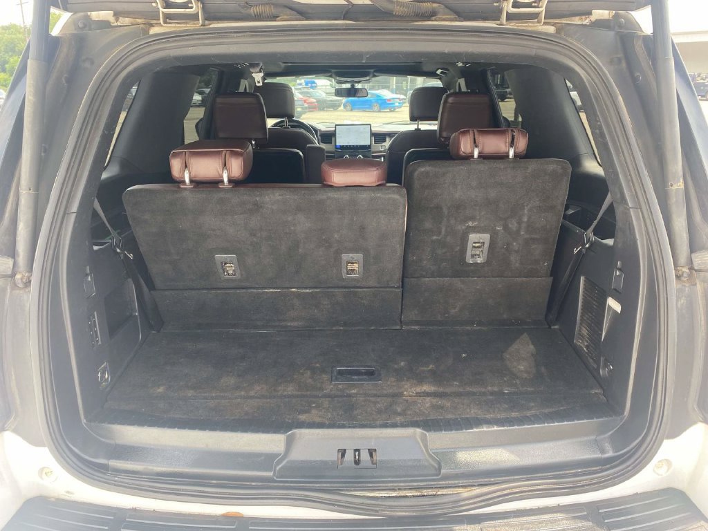 Used 2022 Ford Expedition Limited AWD/4WD image 10