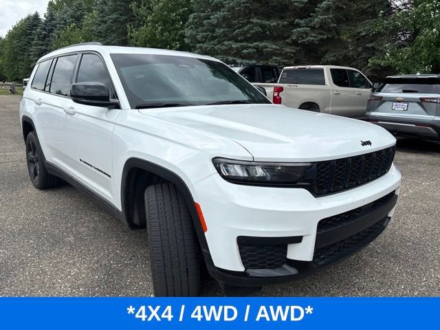 Used 2023 Jeep Grand Cherokee L Laredo AWD/4WD image 2