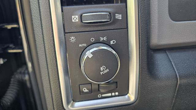 Used 2016 RAM 2500 SLT w/ Protection Group AWD/4WD image 39
