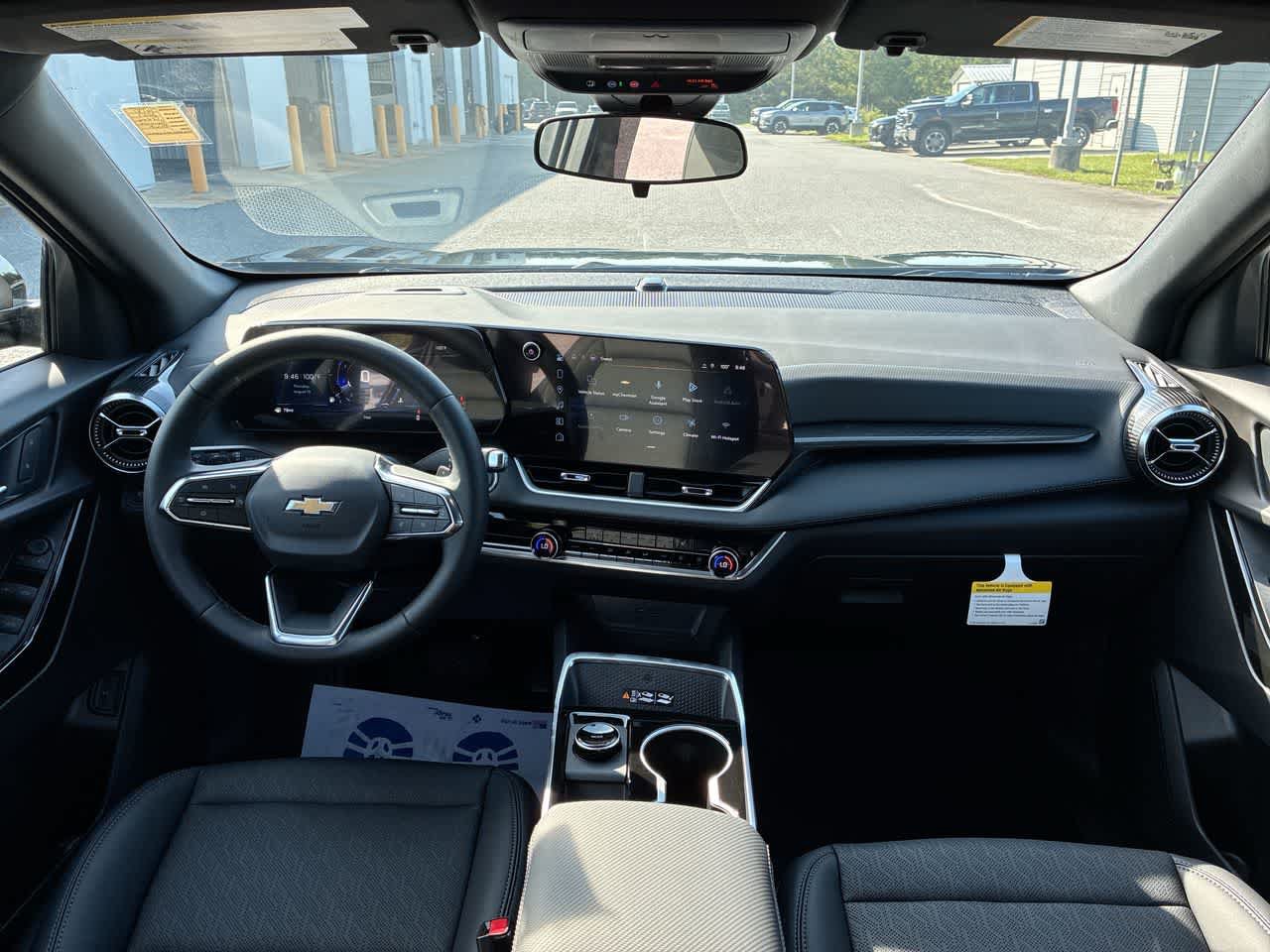 New 2027 Chevrolet Equinox LT w/ Convenience Package II FWD image 20