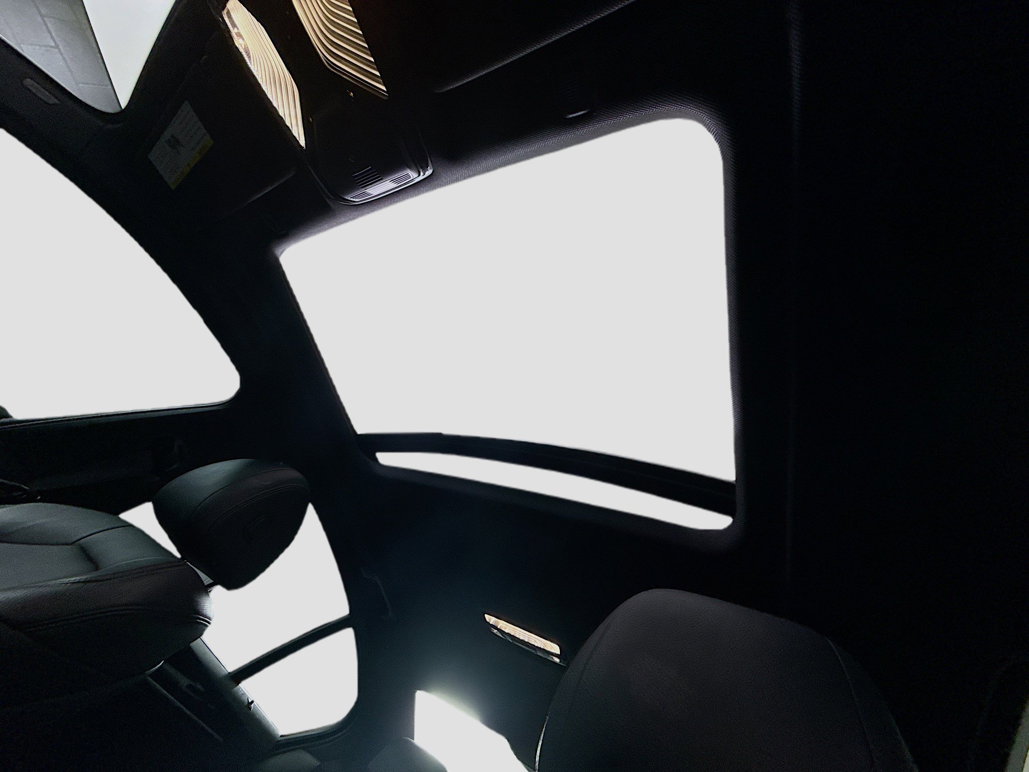 Used 2019 BMW 530i w/ Convenience Package image 41