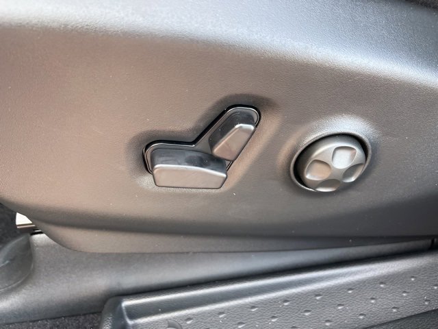 New 2026 Chrysler Pacifica Select image 14