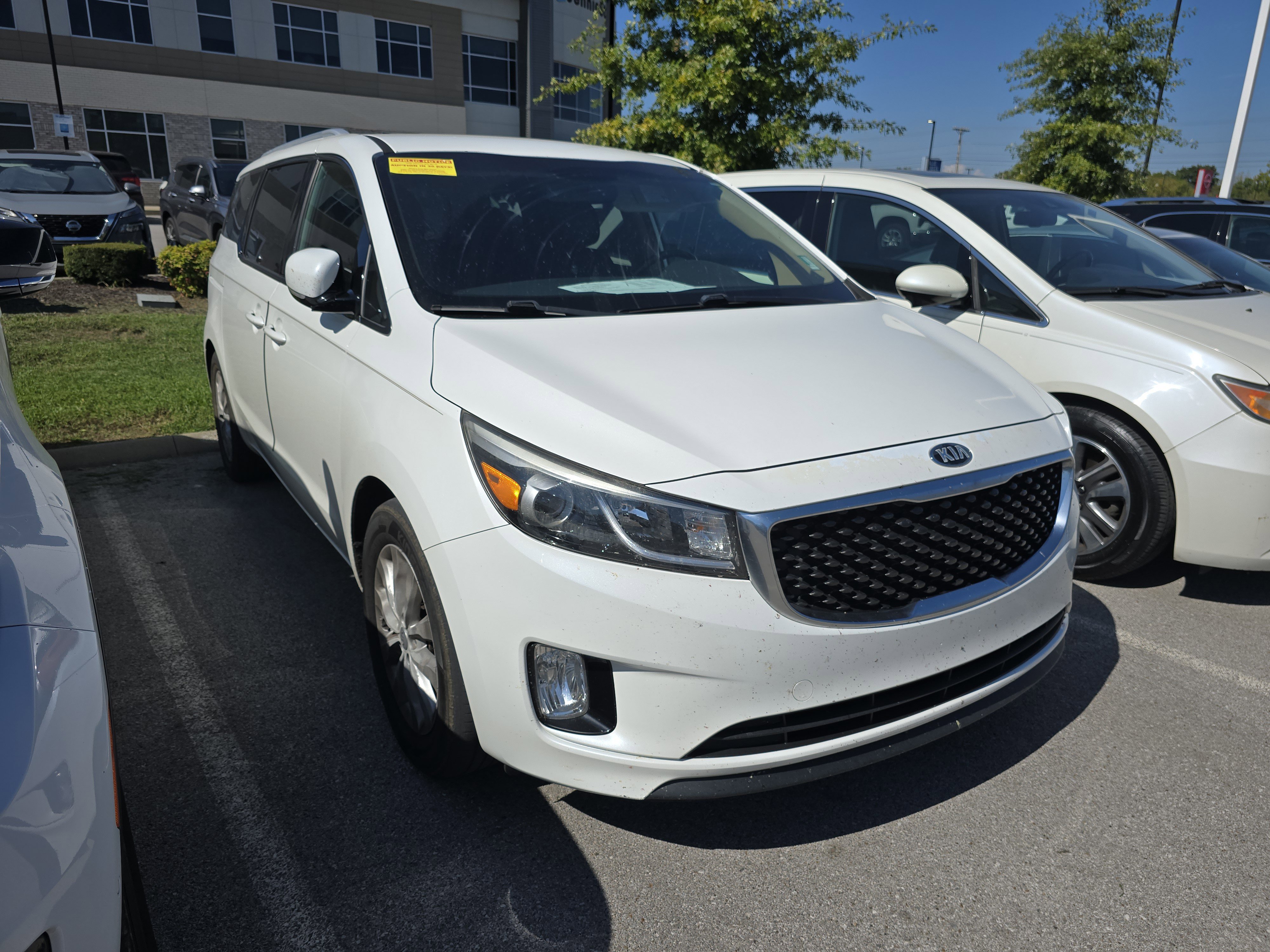 Used 2015 Kia Sedona EX