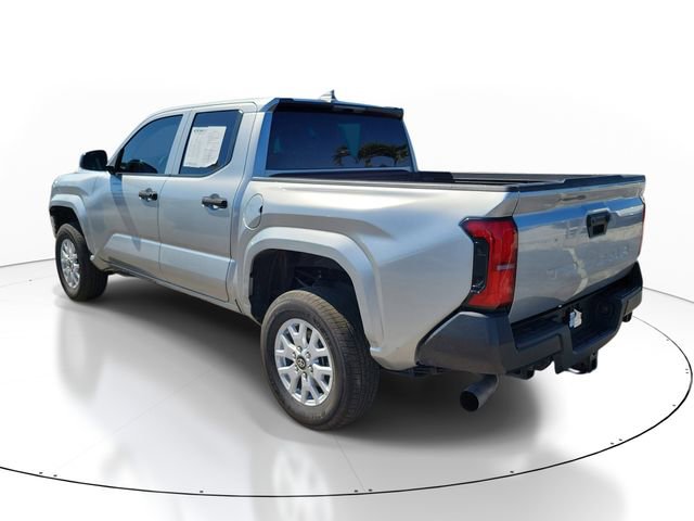 Used 2024 Toyota Tacoma SR image 3
