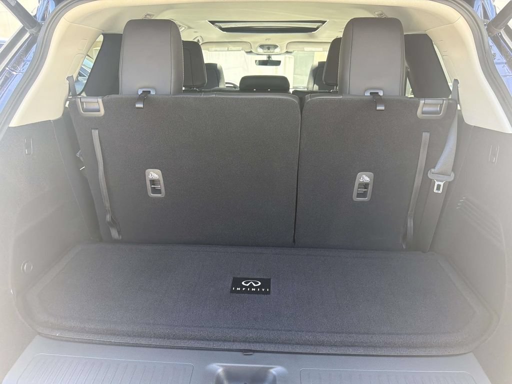Certified 2026 INFINITI QX60 Pure w/ Cargo Package FWD image 6