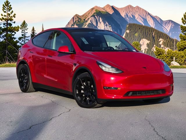 Used 2022 Tesla Model Y Long Range image 2